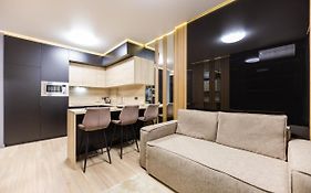 Fayna Town - Loft Black - Nyvky